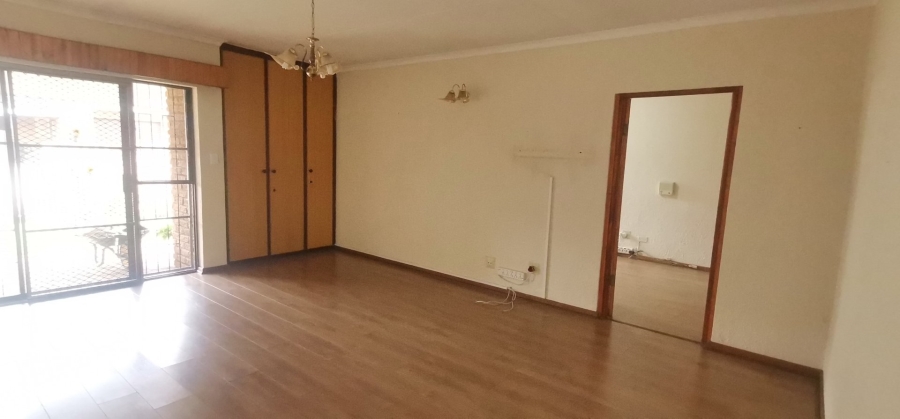 1 Bedroom Property for Sale in Oudorp North West